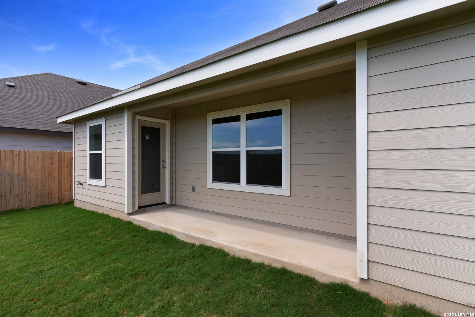 2506 White Daisy Hill Converse TX 78109