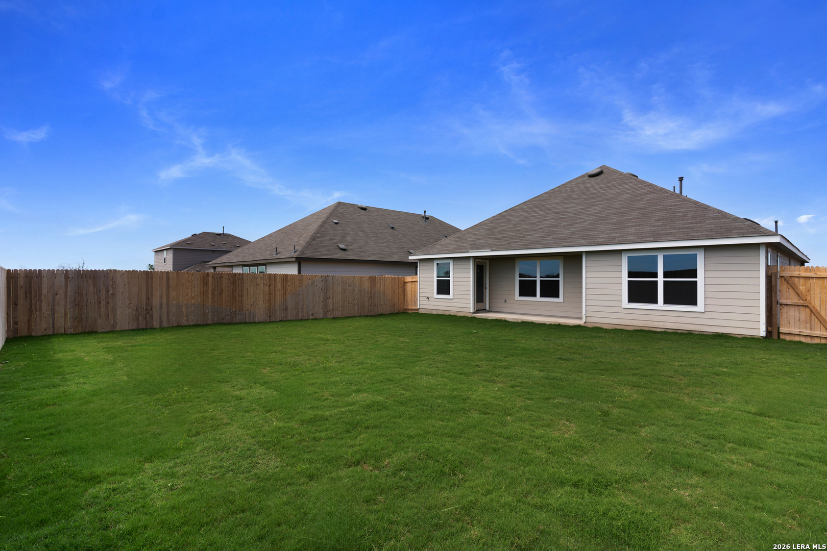 2506 White Daisy Hill Converse TX 78109