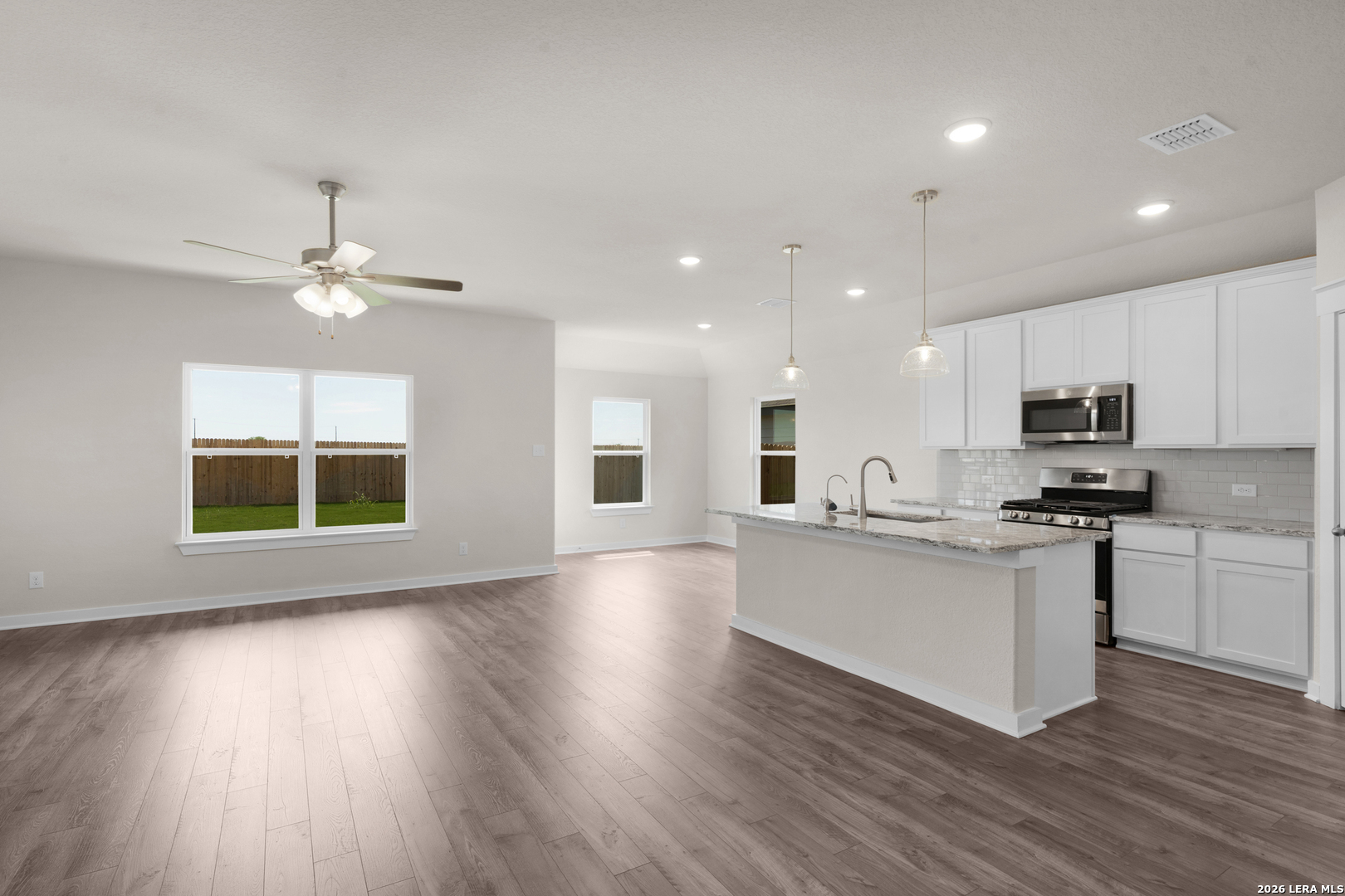 2506 White Daisy Hill Converse TX 78109