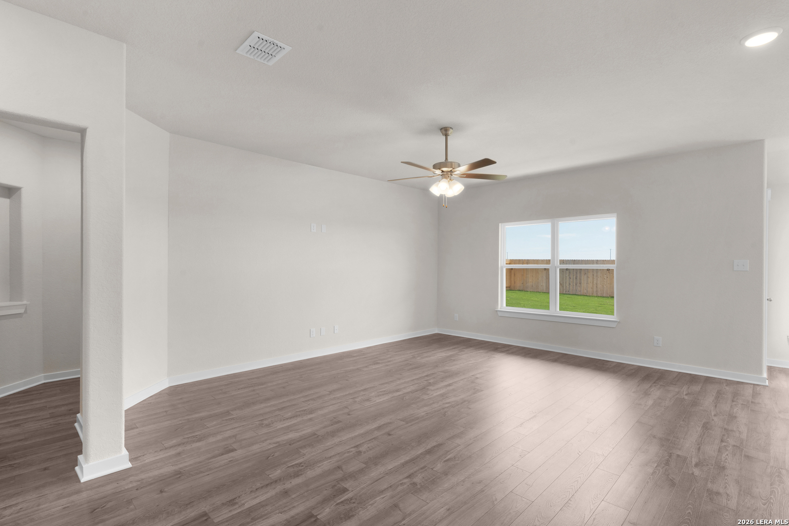 2506 White Daisy Hill Converse TX 78109