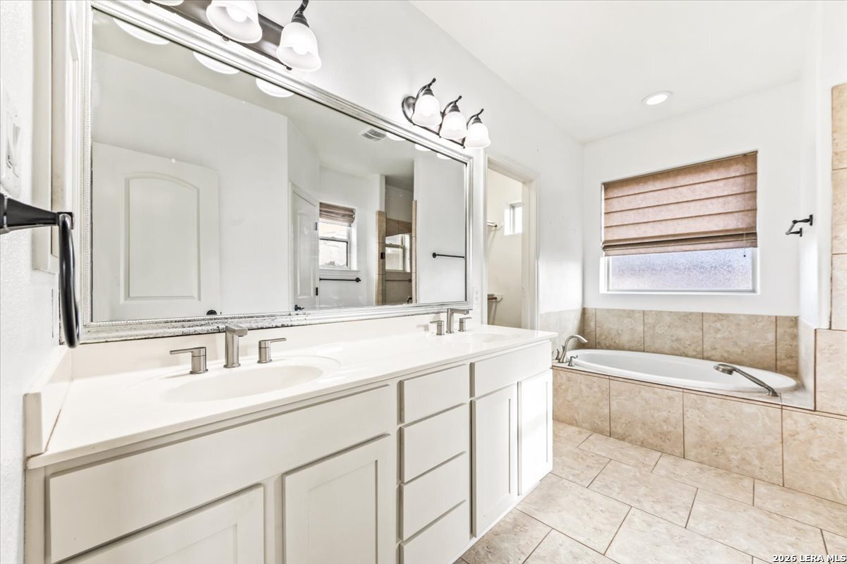 2121 Pecan Leaf New Braunfels TX 78130