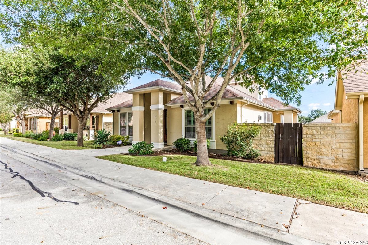 2121 Pecan Leaf New Braunfels TX 78130