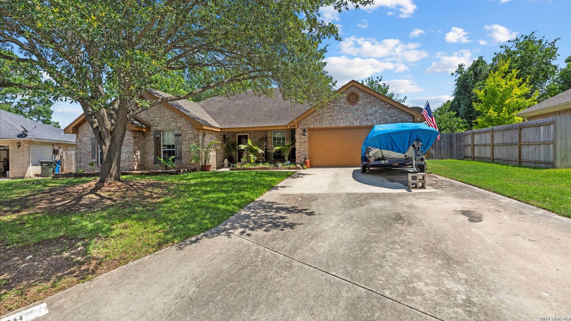 909 Queens Drive New Braunfels TX 78130