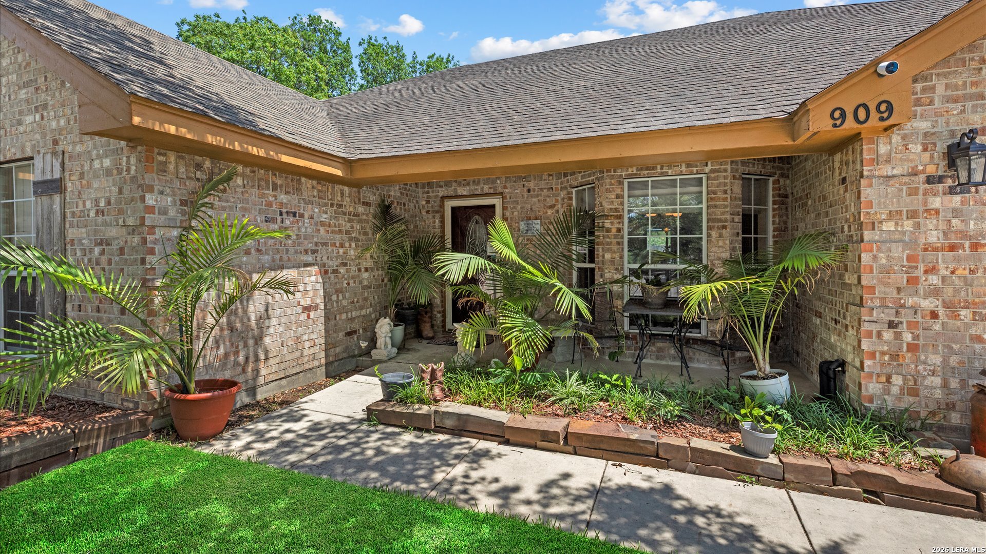 909 Queens Drive New Braunfels TX 78130