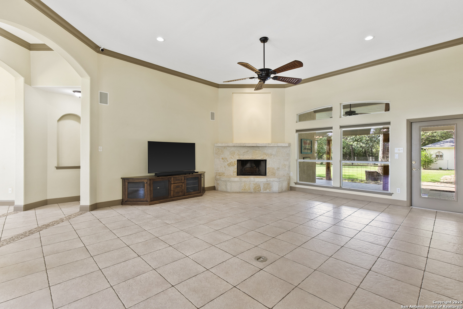 107 Kitty Kat Boerne TX 78006