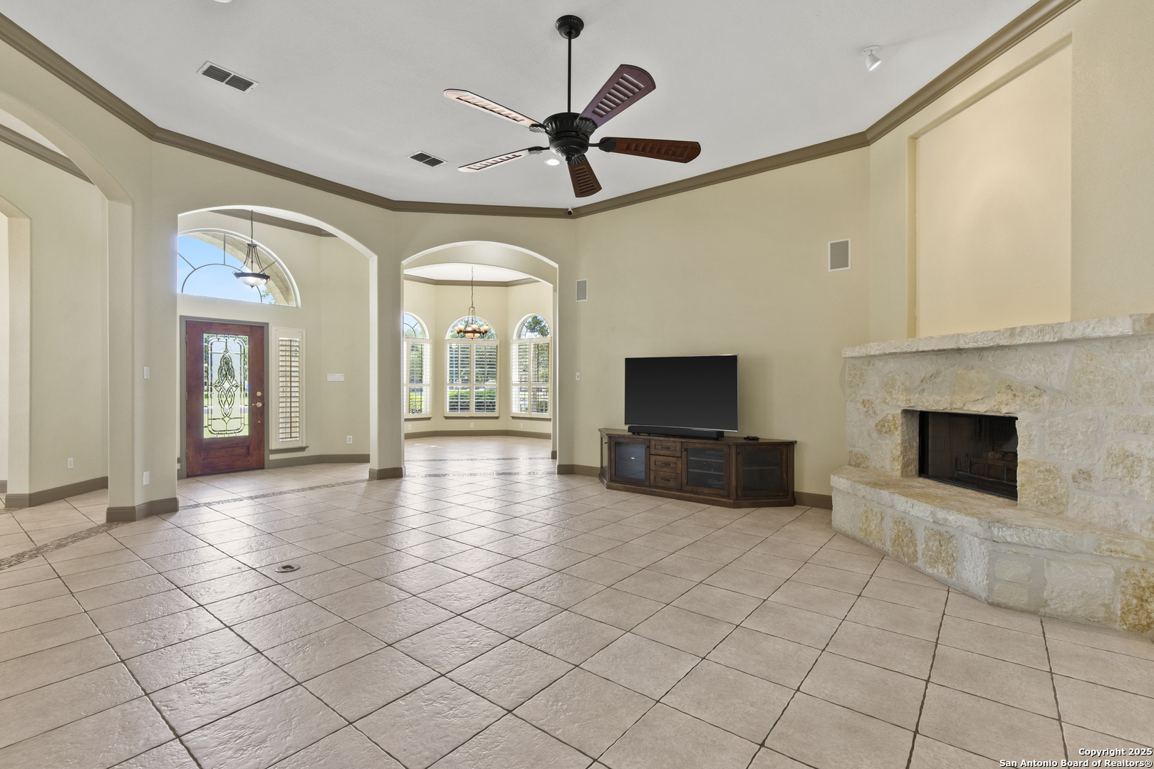 107 Kitty Kat Boerne TX 78006