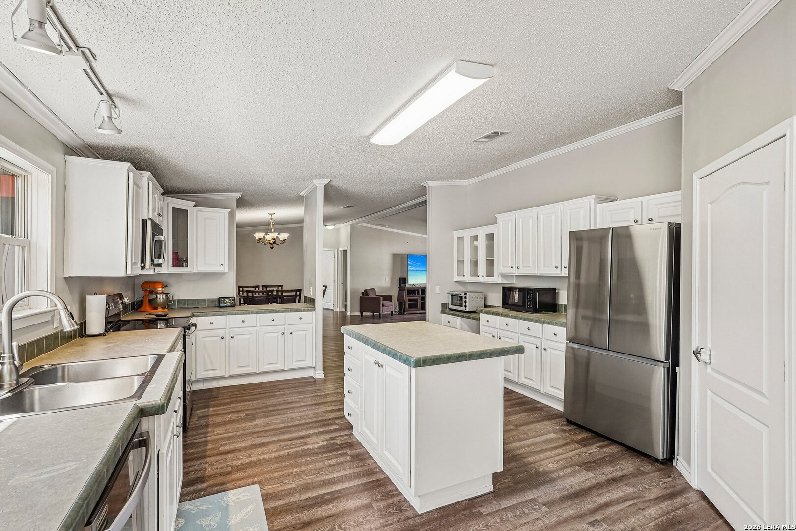 177 Longhorn Road Stockdale TX 78160