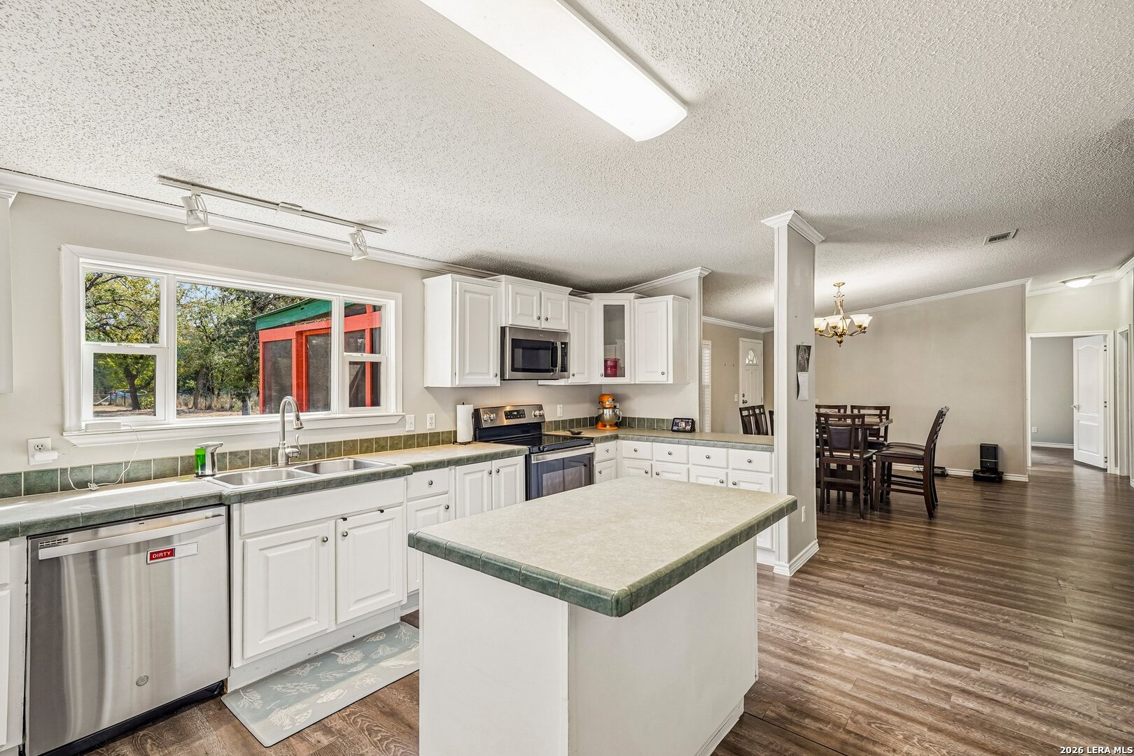 177 Longhorn Road Stockdale TX 78160