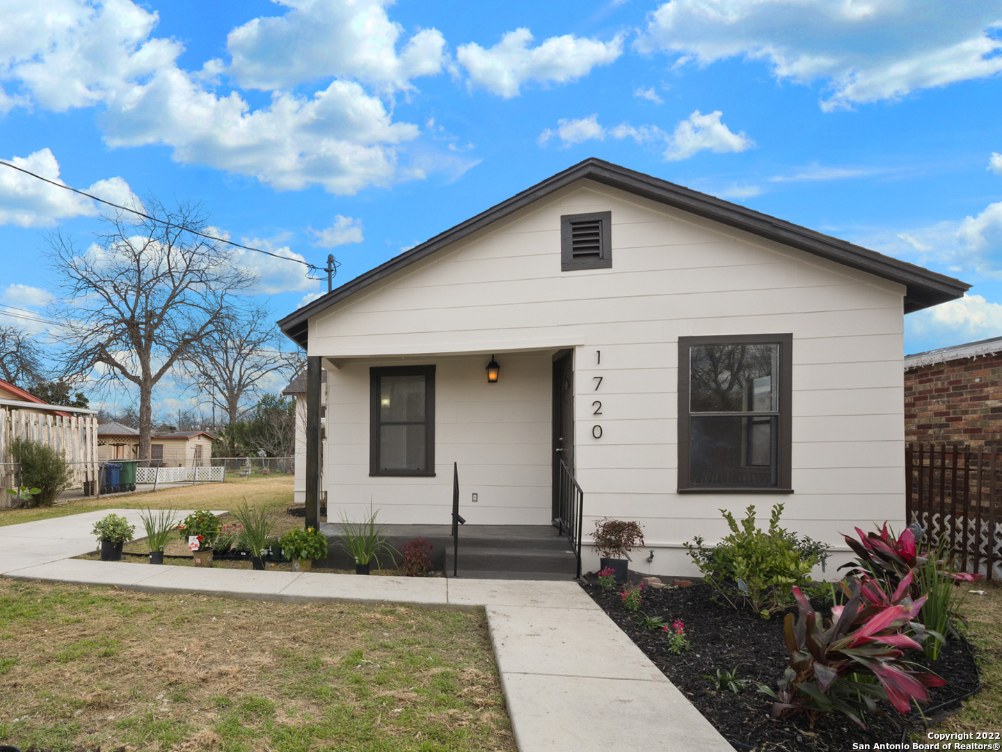 1720 W Gerald Avenue San Antonio TX 78211