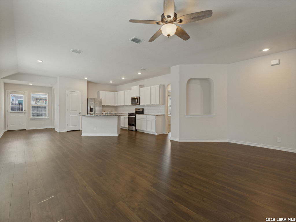9811 Kalm Brome San Antonio TX 78254