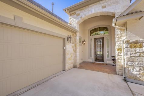 407 Mission Hill Run New Braunfels TX 78132