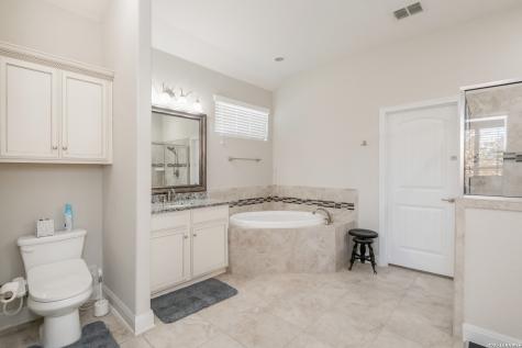 407 Mission Hill Run New Braunfels TX 78132