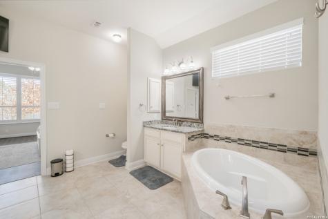 407 Mission Hill Run New Braunfels TX 78132