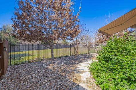 407 Mission Hill Run New Braunfels TX 78132
