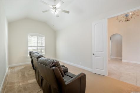 407 Mission Hill Run New Braunfels TX 78132