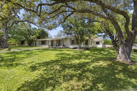 1075 Wiltshire Terrell Hills TX 78209