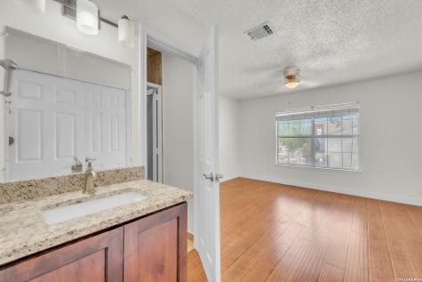 12221 Magnolia Blossom San Antonio TX 78247