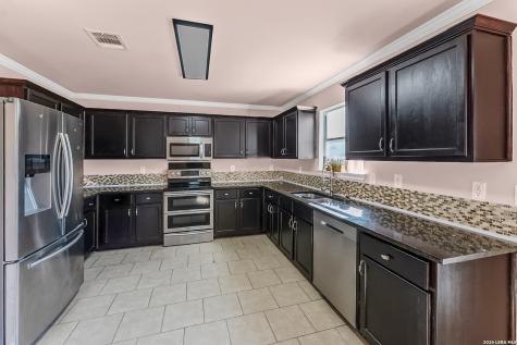 6942 Caribou Creek San Antonio TX 78244