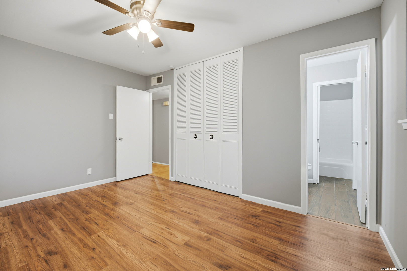 103 Pleasant Valley San Antonio TX 78227