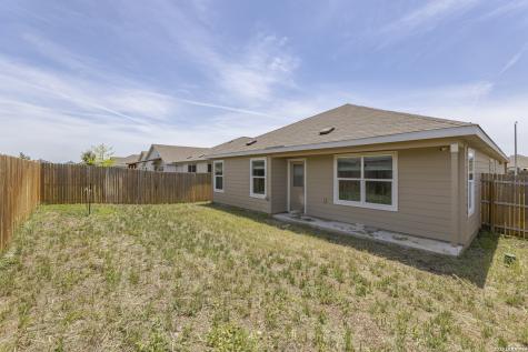 10651 Erinita Way Converse TX 78109