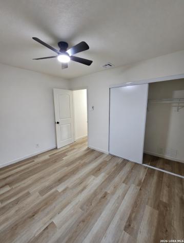 1070 Frost Fire San Antonio TX 78245