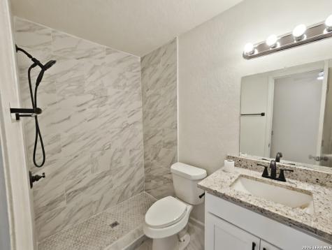 1070 Frost Fire San Antonio TX 78245