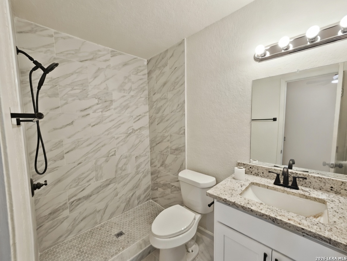 1070 Frost Fire San Antonio TX 78245