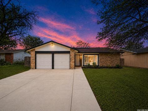 1070 Frost Fire San Antonio TX 78245