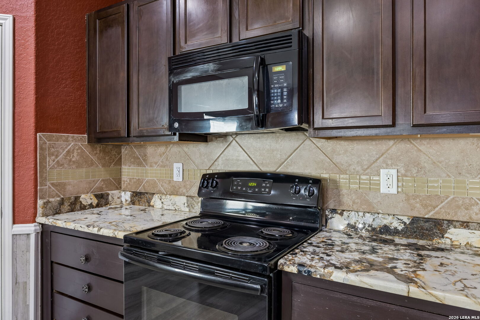 7103 Azalea Square San Antonio TX 78218