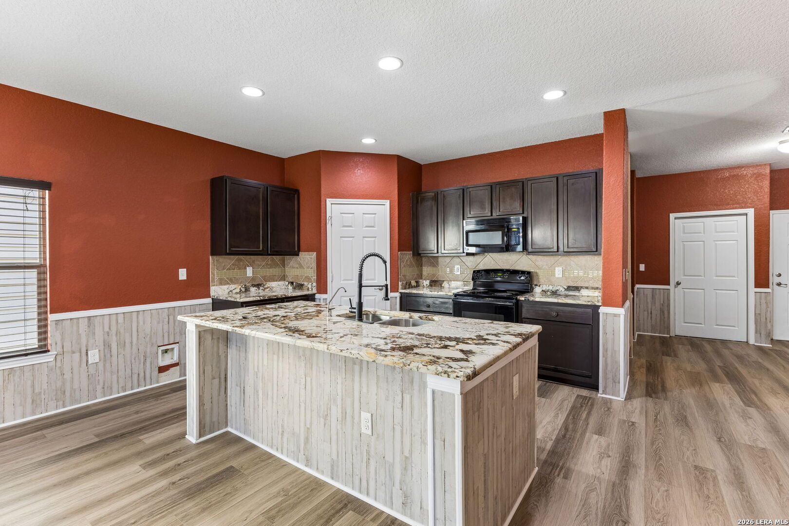 7103 Azalea Square San Antonio TX 78218
