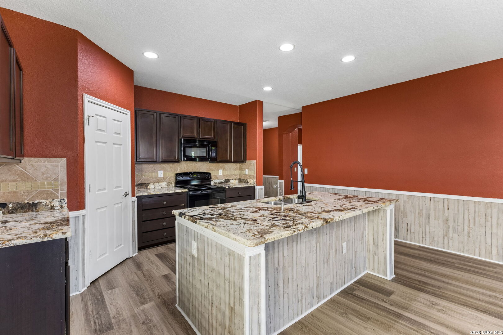 7103 Azalea Square San Antonio TX 78218