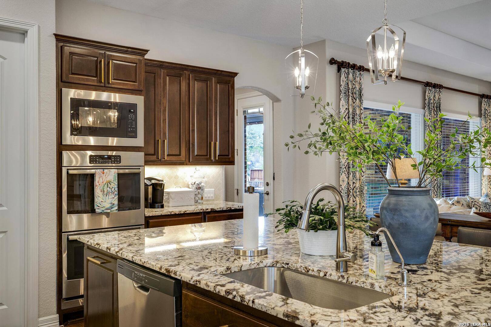 30392 Setterfeld Circle Fair Oaks Ranch TX 78015