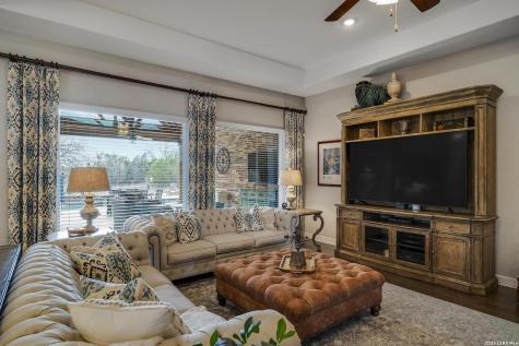 30392 Setterfeld Circle Fair Oaks Ranch TX 78015