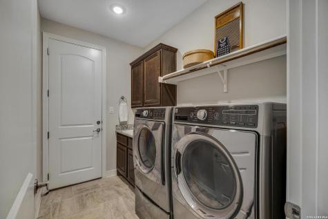 30392 Setterfeld Circle Fair Oaks Ranch TX 78015