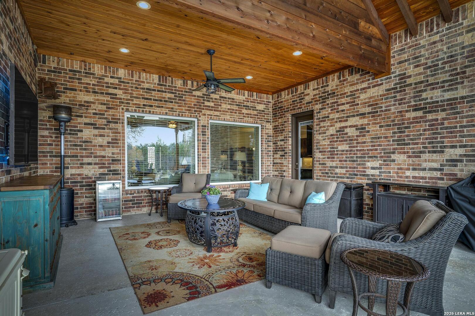 30392 Setterfeld Circle Fair Oaks Ranch TX 78015
