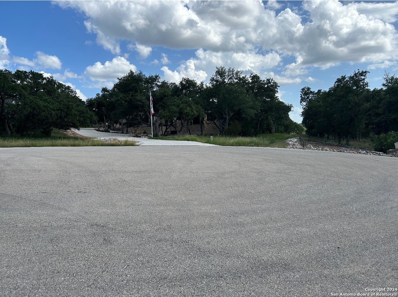 1728 Chardonnay New Braunfels TX 78132