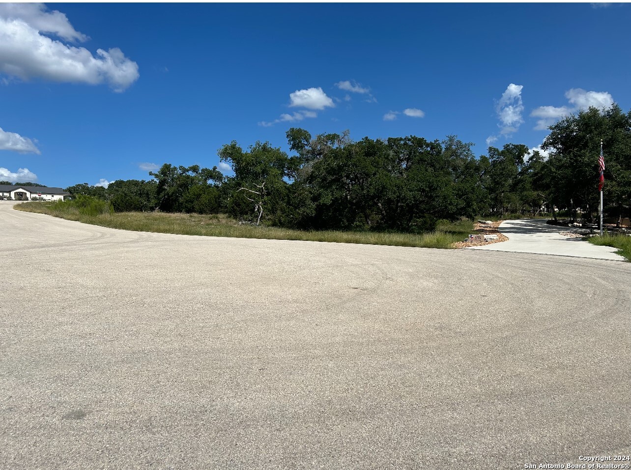 1728 Chardonnay New Braunfels TX 78132