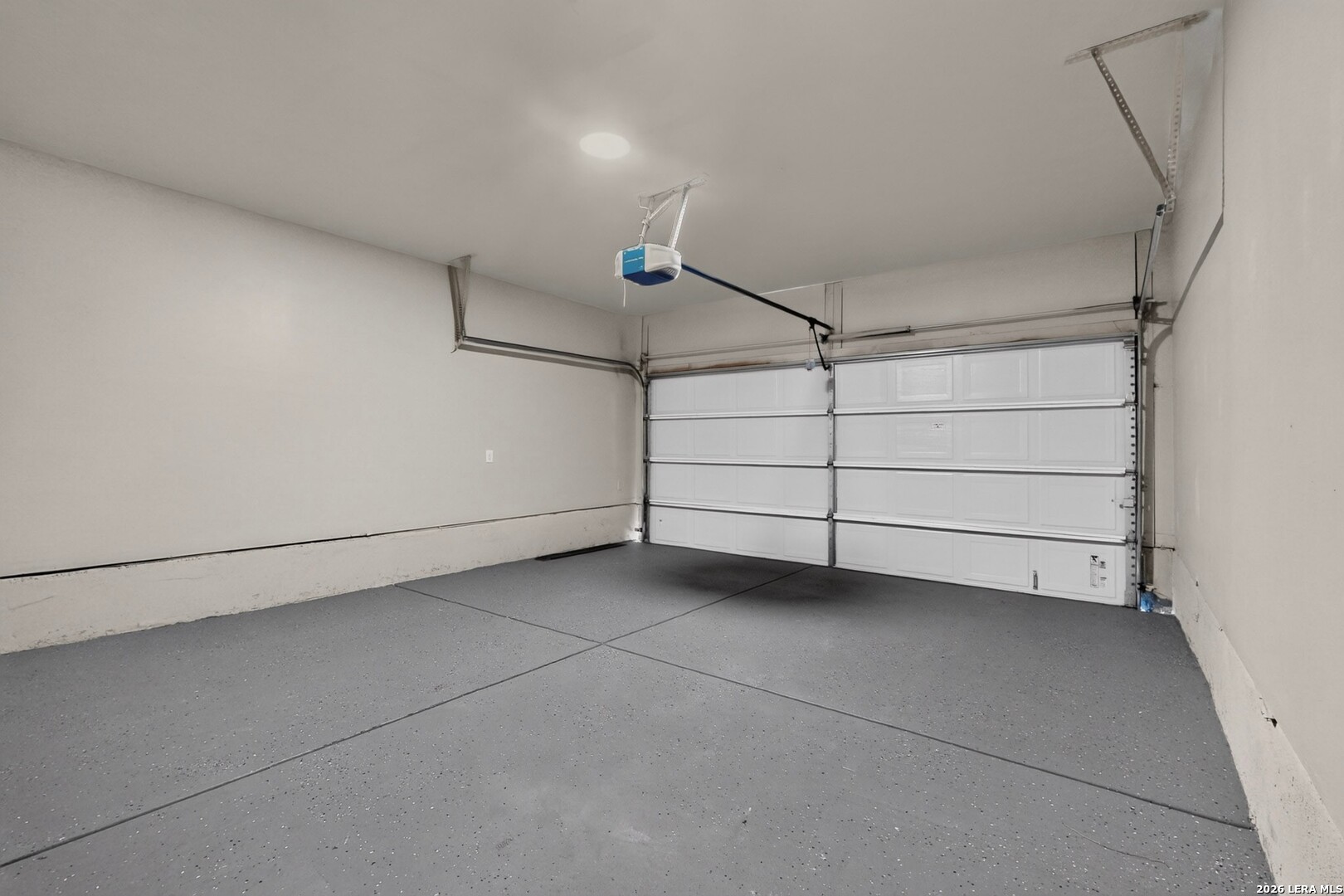 6321 Kendall Cove Converse TX 78109