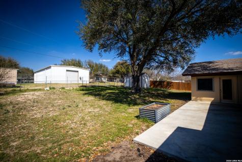 1106 Renee Street Seguin TX 78155