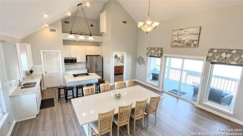 11835 Sunbather Lane Galveston TX 77554