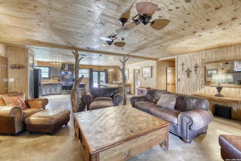 507 Cr 348 Concan TX 78838