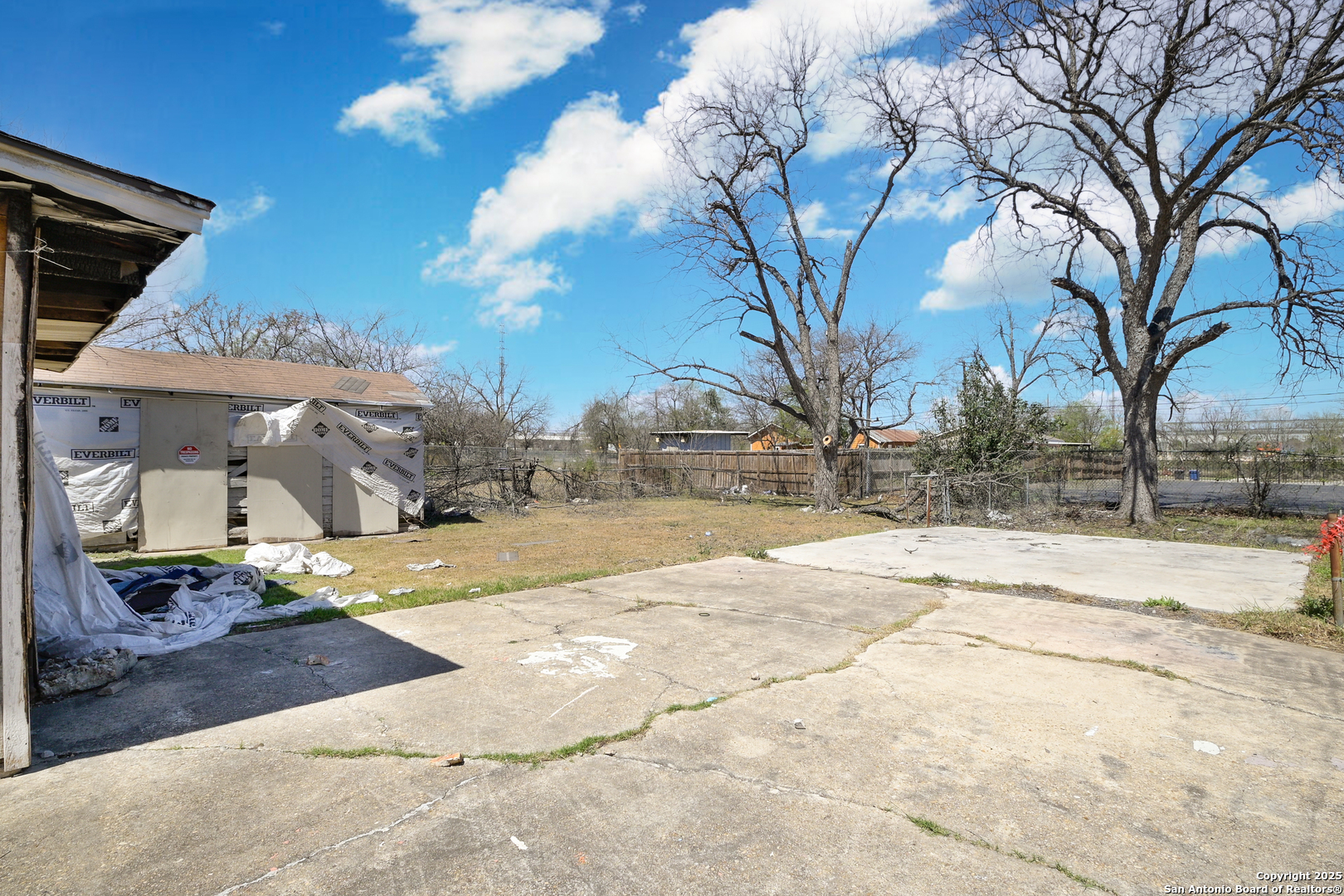 1711 Burleson San Antonio TX 78202