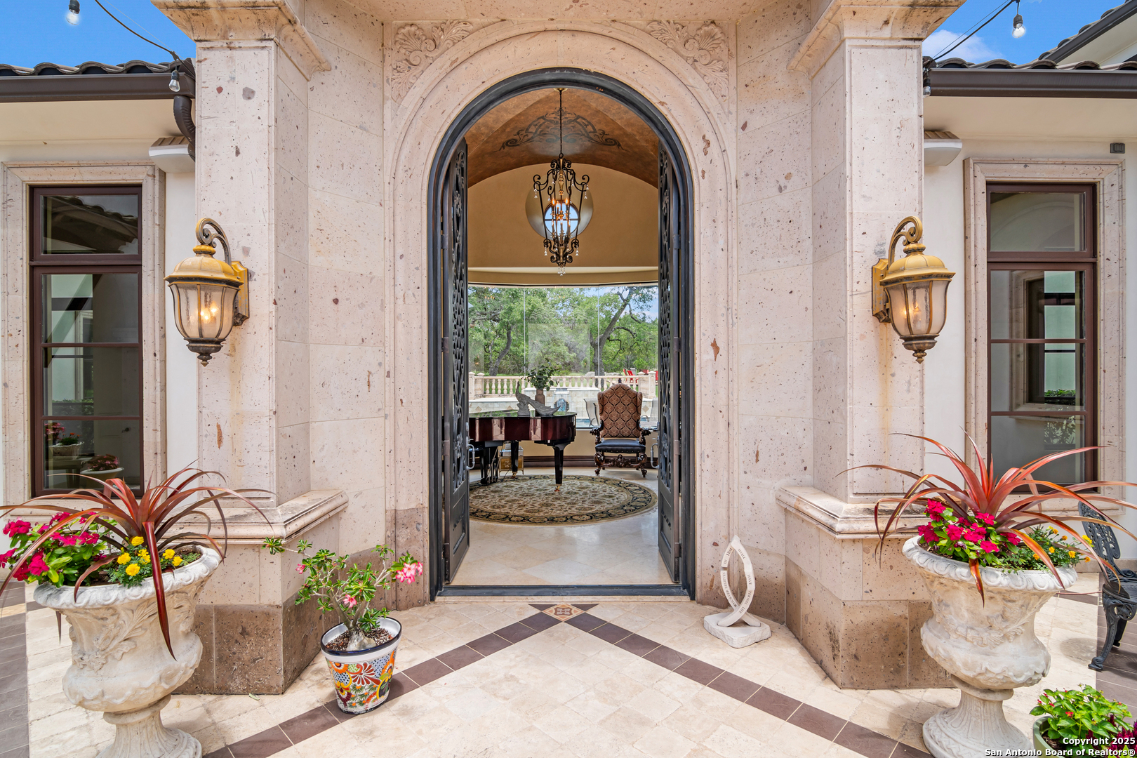 37 Old Fredericksburg Boerne TX 78015