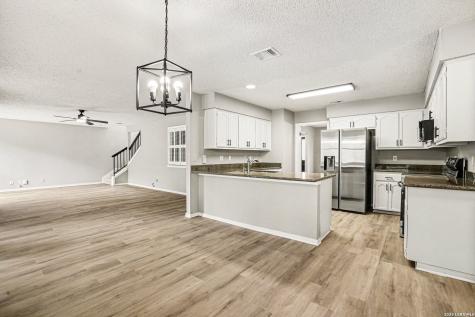 18030 Summer Knoll Drive San Antonio TX 78258