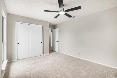 18030 Summer Knoll Drive San Antonio TX 78258