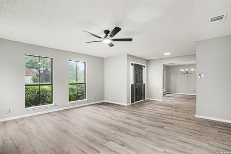 18030 Summer Knoll Drive San Antonio TX 78258