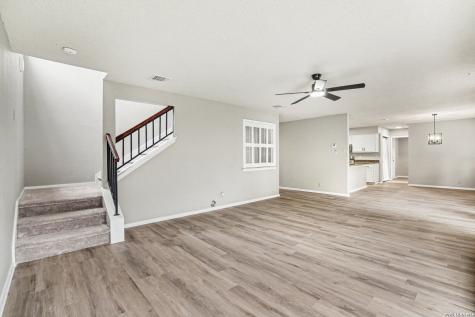 18030 Summer Knoll Drive San Antonio TX 78258