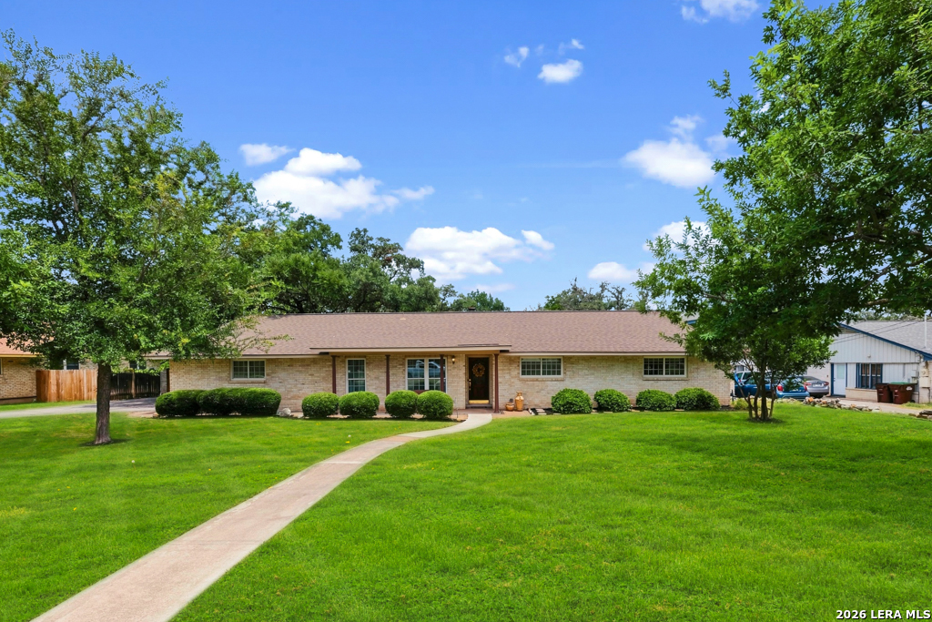 426 Yosemite Drive Hollywood Park TX 78232