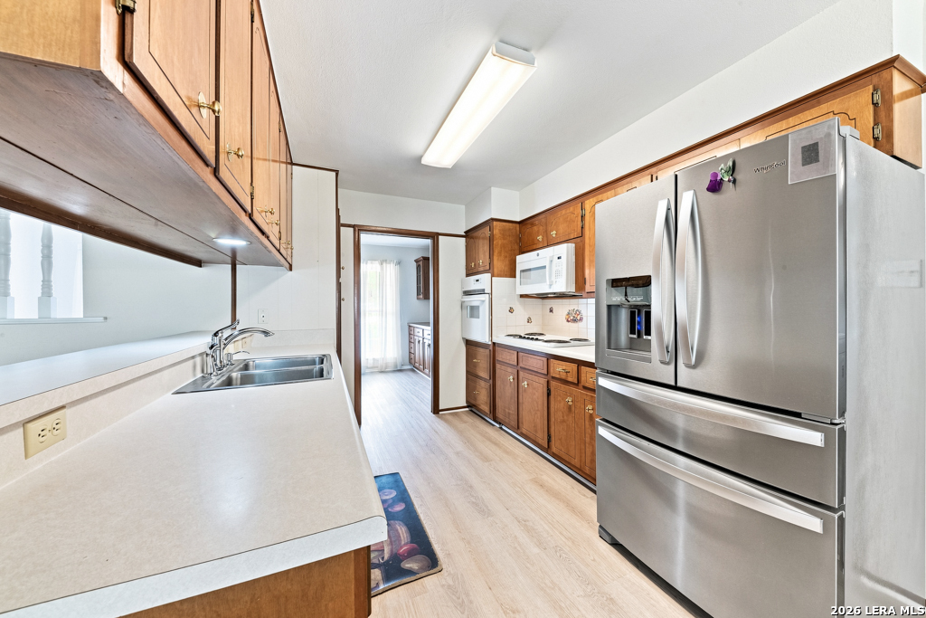 426 Yosemite Drive Hollywood Park TX 78232