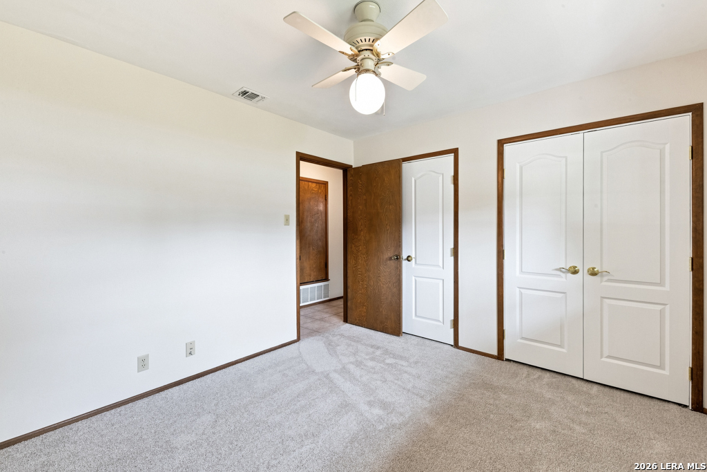 426 Yosemite Drive Hollywood Park TX 78232